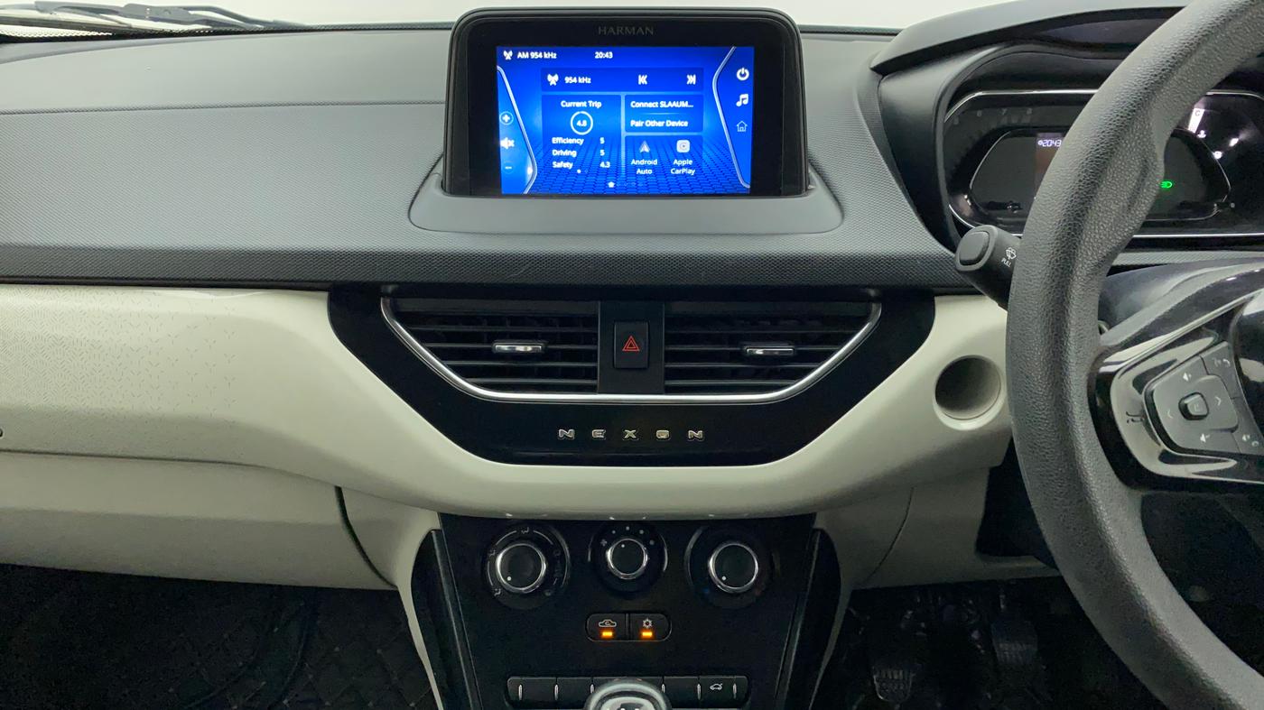 2022 Tata NEXON XZ PETROL, Petrol, Manual, 27,385 km, Air Conditioner