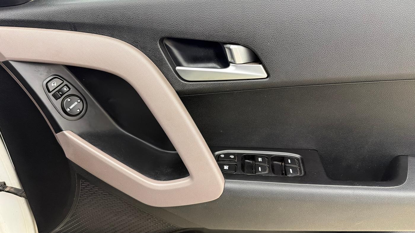 2019 Hyundai Creta SX AT 1.6 PETROL, Petrol, Automatic, 58,139 km, Driver Side Door Panels Control