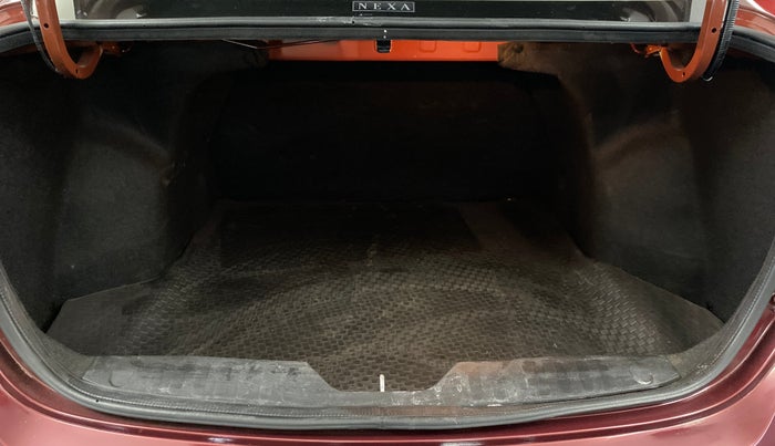 2020 Maruti Ciaz ALPHA  AT 1.5 SHVS PETROL, Petrol, Automatic, 39,077 km, Boot Inside