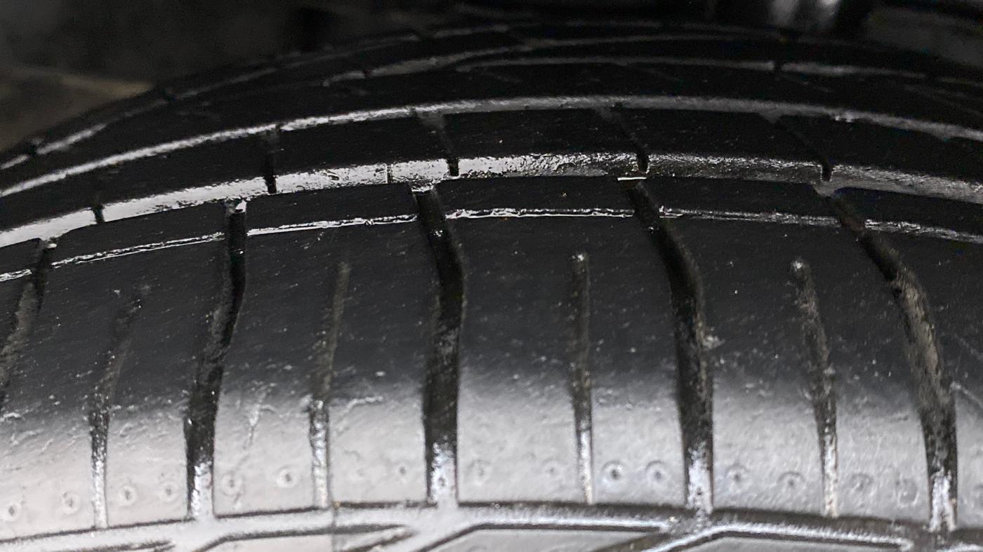 2018 Tata NEXON XZA+ 1.5, Diesel, Automatic, 64,609 km, Left Front Tyre Tread