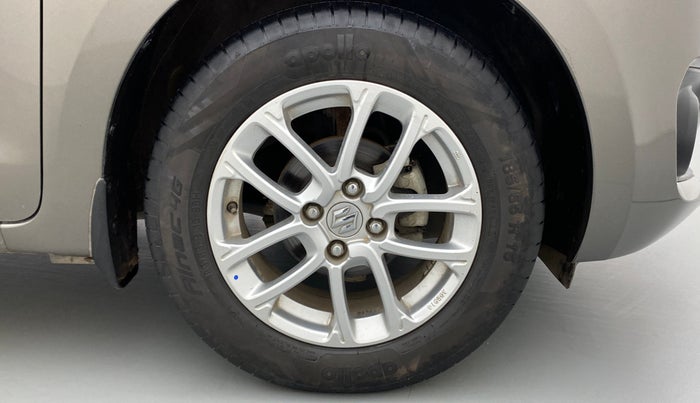 2018 Maruti Swift ZXI AMT, Petrol, Automatic, 31,404 km, Right Front Wheel