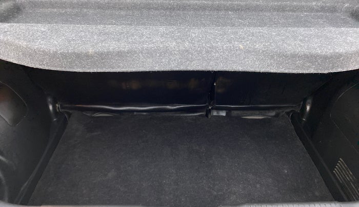 2018 Maruti Swift ZXI AMT, Petrol, Automatic, 31,404 km, Boot Inside