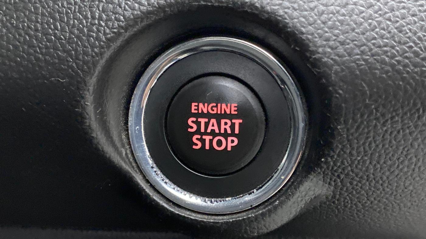 2018 Maruti Swift ZXI AMT, Petrol, Automatic, 31,404 km, Keyless Start/ Stop Button
