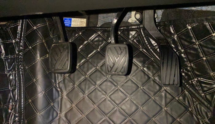 2021 Maruti Vitara Brezza ZXI, Petrol, Manual, 22,275 km, Pedals