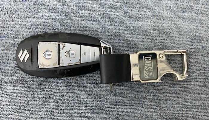 2016 Maruti Baleno ZETA 1.2 K12 CVT, Petrol, Automatic, 54,200 km, Key Close Up