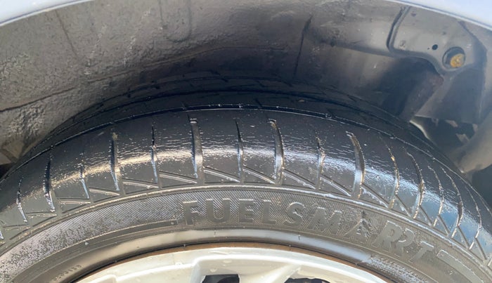 2013 Maruti Wagon R 1.0 VXI, CNG, Manual, 80,182 km, Left Rear Tyre Tread