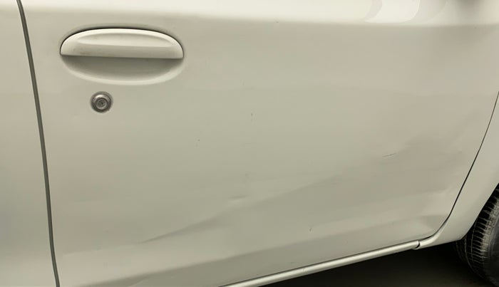 2012 Toyota Etios G, Petrol, Manual, 59,491 km, Driver-side door - Slightly dented