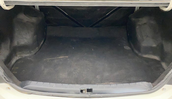 2012 Toyota Etios G, Petrol, Manual, 59,491 km, Boot Inside