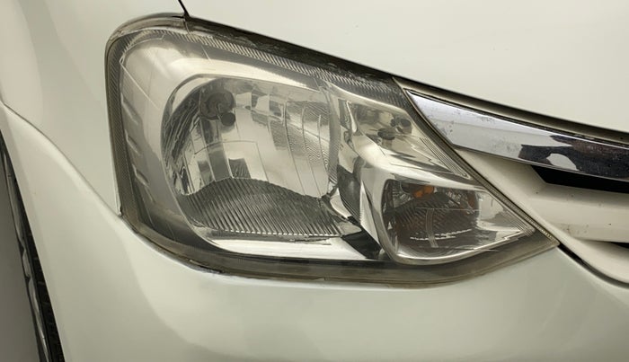 2012 Toyota Etios G, Petrol, Manual, 59,491 km, Right headlight - Minor scratches