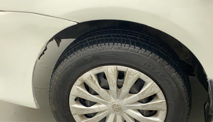 2012 Toyota Etios G, Petrol, Manual, 59,491 km, Left fender - Lining missing
