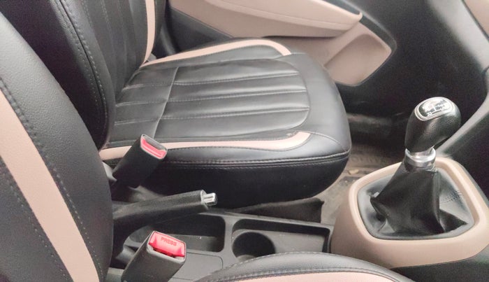 2016 Hyundai Grand i10 SPORTZ 1.2 KAPPA VTVT, CNG, Manual, 1,07,079 km, Gear Lever
