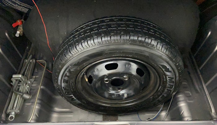 2017 Renault Kwid 1.0 RXT Opt, CNG, Manual, 37,815 km, Spare Tyre