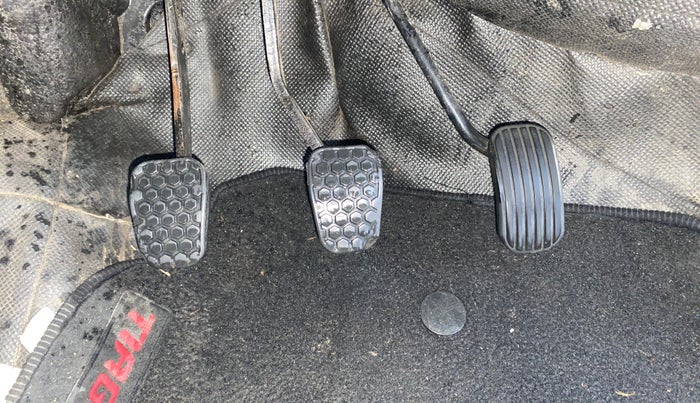 2021 Tata TIAGO NRG XZ MT, Petrol, Manual, 61,724 km, Pedals