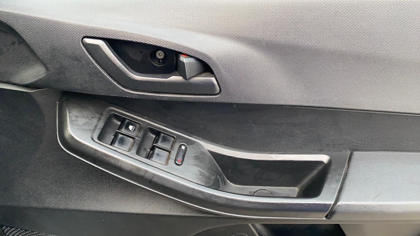 2021 Tata TIAGO NRG XZ MT, Petrol, Manual, 61,724 km, Driver Side Door Panels Control