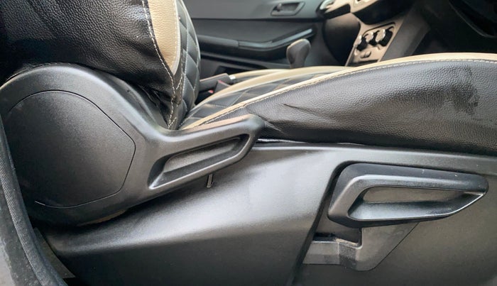 2021 Tata TIAGO NRG XZ MT, Petrol, Manual, 61,724 km, Driver Side Adjustment Panel