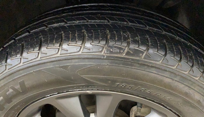 2018 Hyundai Elite i20 ASTA 1.2  CVT, Petrol, Automatic, 14,995 km, Right Front Tyre Tread