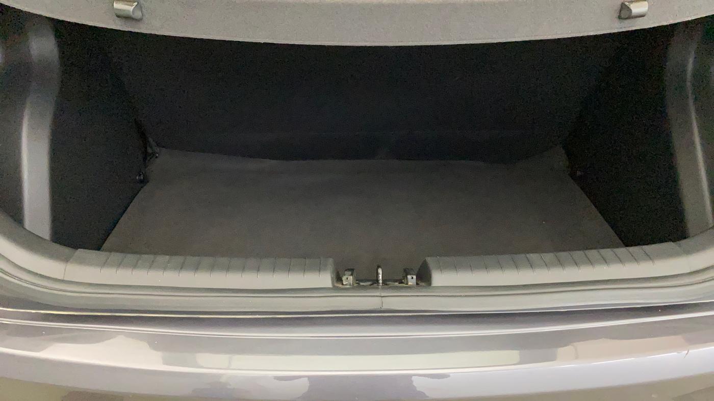 2018 Hyundai Elite i20 ASTA 1.2  CVT, Petrol, Automatic, 15,023 km, Boot Inside