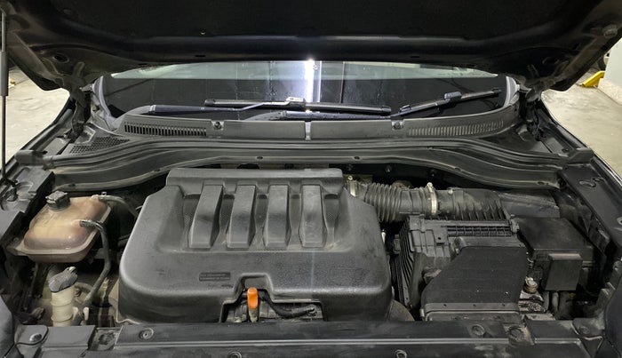 2022 Mahindra XUV700 AX 3 P MT 5 STR, Petrol, Manual, 74,579 km, Engine View