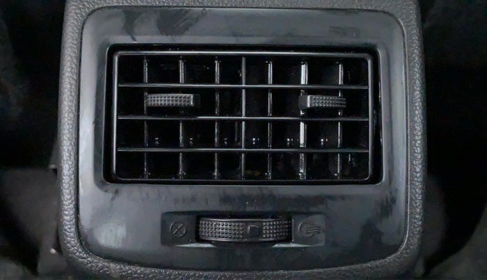 2017 Hyundai Xcent S AT 1.2, Petrol, Automatic, 37,353 km, Rear AC Vents