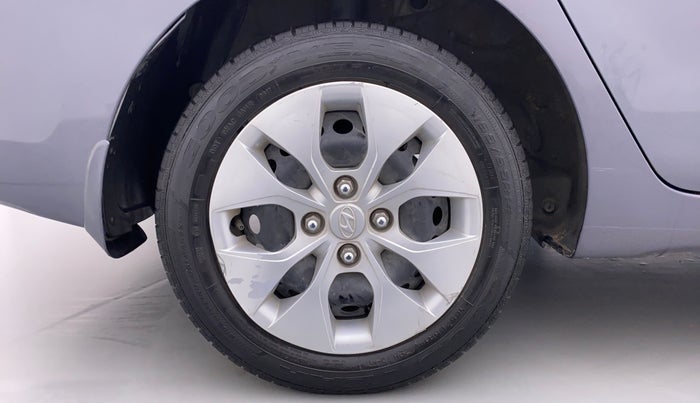 2017 Hyundai Xcent S AT 1.2, Petrol, Automatic, 37,353 km, Right Rear Wheel