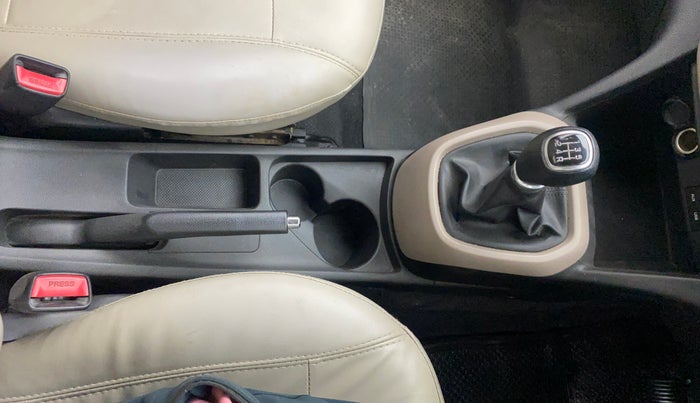 2015 Hyundai Grand i10 SPORTZ 1.2 KAPPA VTVT, Petrol, Manual, 62,951 km, Gear Lever