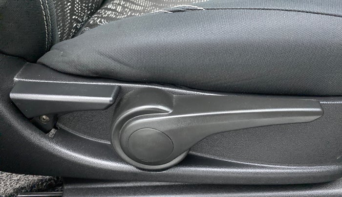 2018 Tata NEXON XZA+ 1.5, Diesel, Automatic, 12,835 km, Driver Side Adjustment Panel