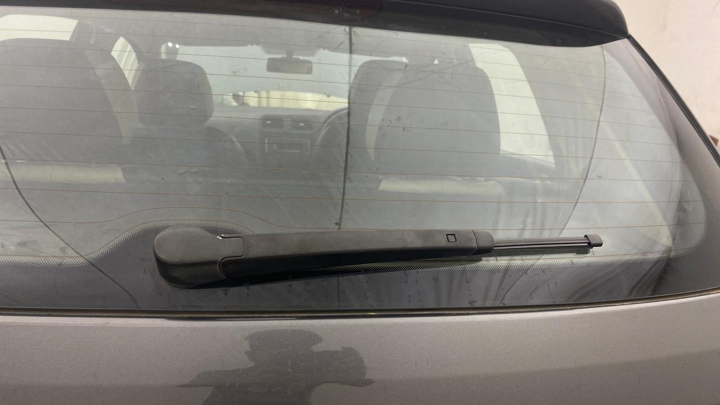 2013 Volkswagen Polo COMFORTLINE 1.2L, Diesel, Manual, 97,167 km, Rear Wiper