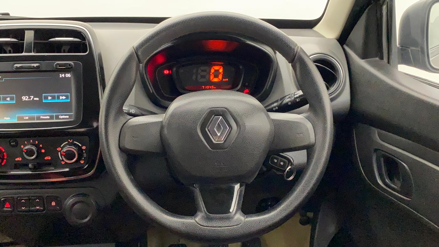 2017 Renault Kwid RXT 0.8 (O), Petrol, Manual, 71,945 km, Steering Wheel Close Up