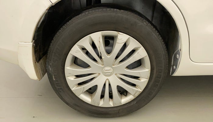 2013 Maruti Ertiga VDI, Diesel, Manual, 99,350 km, Right Rear Wheel
