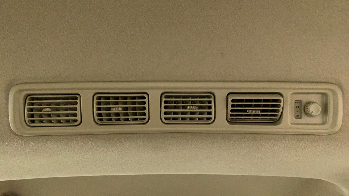 2013 Maruti Ertiga VDI, Diesel, Manual, 99,350 km, Rear AC Vents