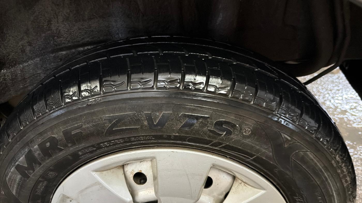 2021 Maruti New Wagon-R LXI CNG (O) 1.0, CNG, Manual, 65,334 km, Left Rear Tyre Tread