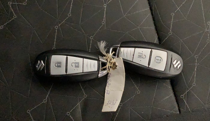 2017 Maruti IGNIS ZETA 1.2 AMT, Petrol, Automatic, 48,233 km, Key Close Up