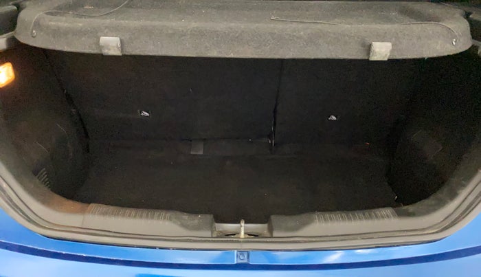 2017 Maruti IGNIS ZETA 1.2 AMT, Petrol, Automatic, 48,233 km, Boot Inside