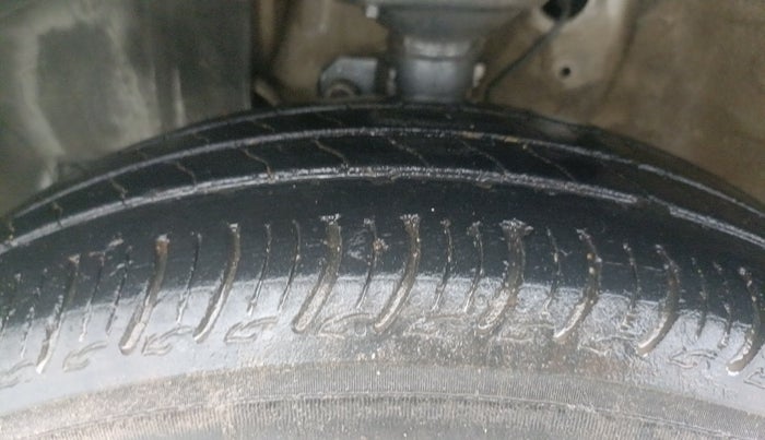 2022 Maruti New Wagon-R VXI CNG 1.0, CNG, Manual, 50,080 km, Left Front Tyre Tread