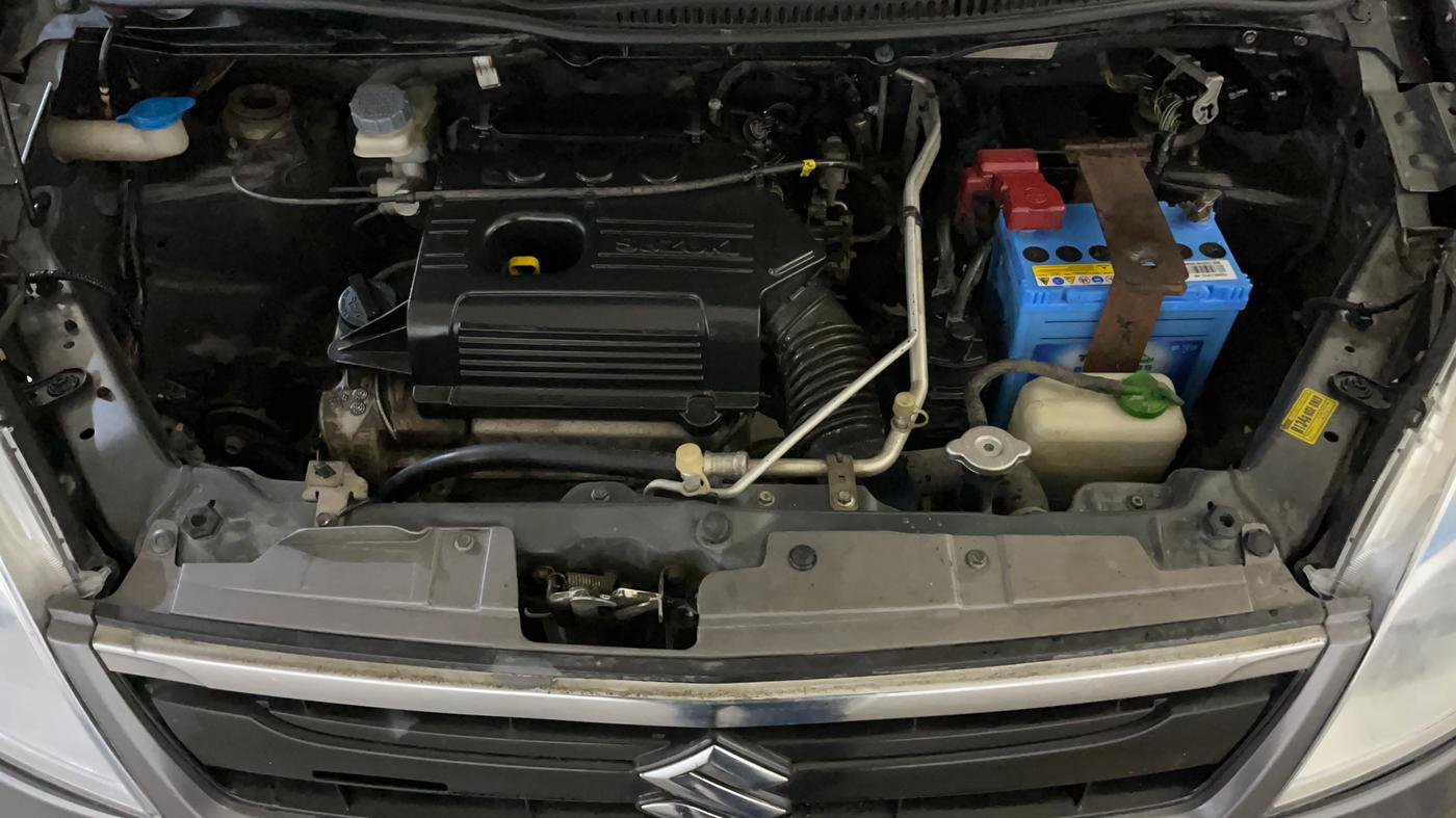 2015 Maruti Wagon R 1.0 VXI, Petrol, Manual, 79,070 km, Engine View
