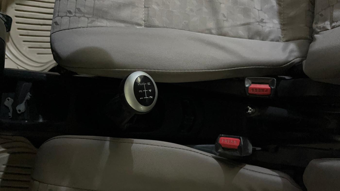 2015 Maruti Wagon R 1.0 VXI, Petrol, Manual, 79,070 km, Gear Lever
