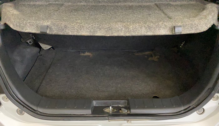 2015 Maruti Alto K10 VXI, Petrol, Manual, 35,243 km, Boot Inside