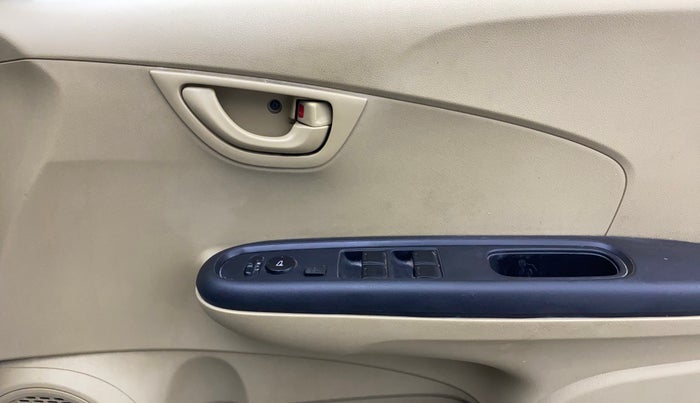 2017 Honda Amaze 1.2L I-VTEC S, Petrol, Manual, 36,090 km, Driver Side Door Panels Control