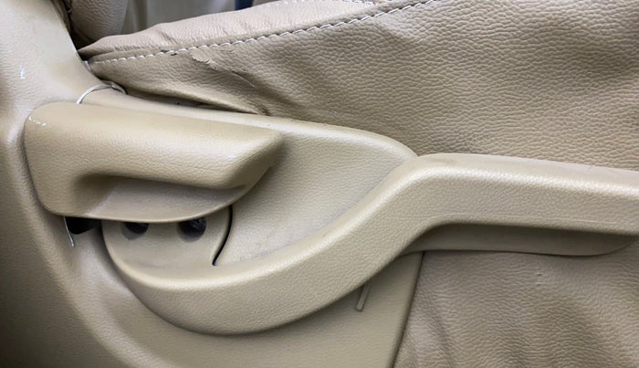 2017 Honda Amaze 1.2L I-VTEC S, Petrol, Manual, 36,090 km, Driver Side Adjustment Panel