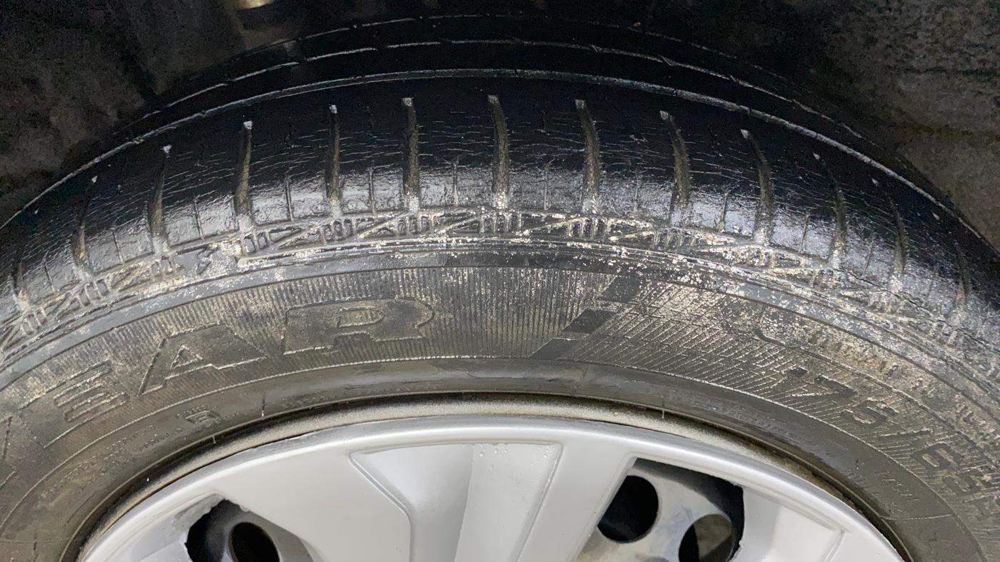 2017 Honda Amaze 1.2L I-VTEC S, Petrol, Manual, 36,068 km, Right Rear Tyre Tread
