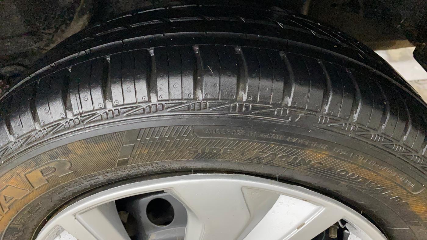 2017 Honda Amaze 1.2L I-VTEC S, Petrol, Manual, 36,068 km, Left Rear Tyre Tread
