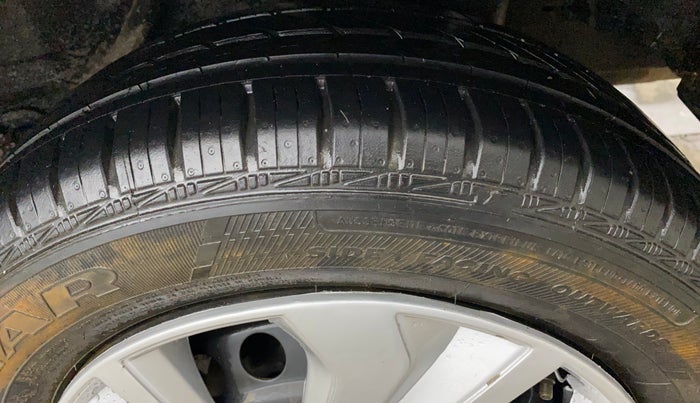 2017 Honda Amaze 1.2L I-VTEC S, Petrol, Manual, 36,090 km, Left Rear Tyre Tread