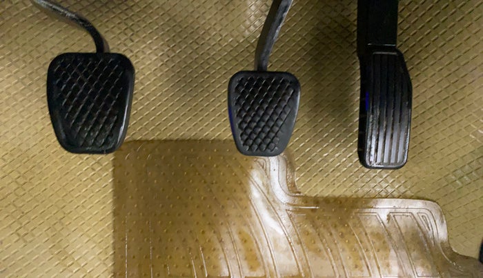 2016 Honda City 1.5L I-VTEC VX (O) MT, Petrol, Manual, 84,774 km, Pedals