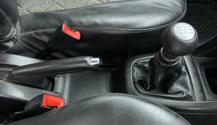 2013 Maruti Swift VDI, Diesel, Manual, 46,389 km, Gear Lever