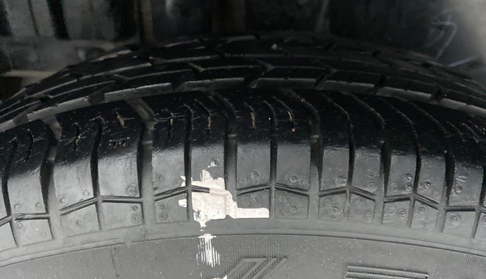 2013 Maruti Swift VDI, Diesel, Manual, 46,389 km, Right Rear Tyre Tread