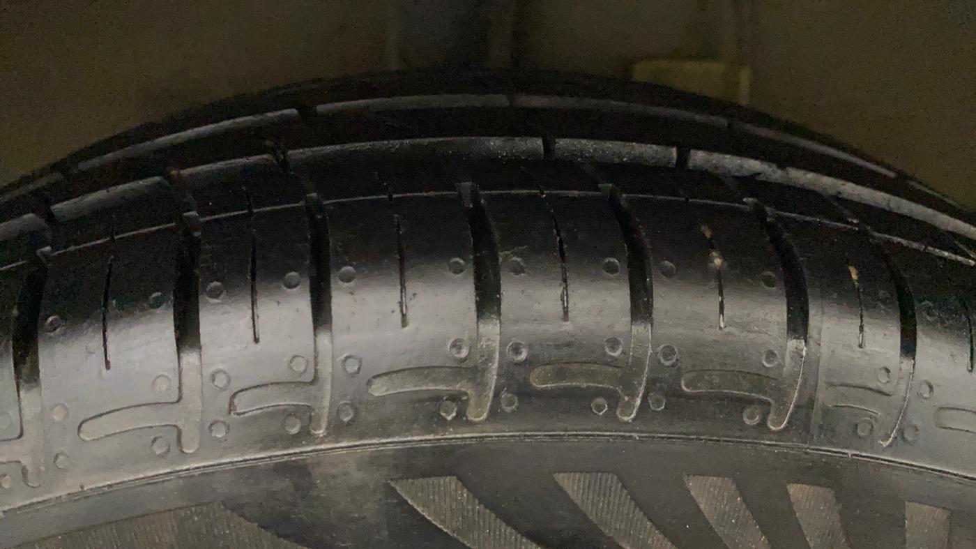 2022 Hyundai AURA S 1.2 CNG, CNG, Manual, 15,240 km, Right Rear Tyre Tread