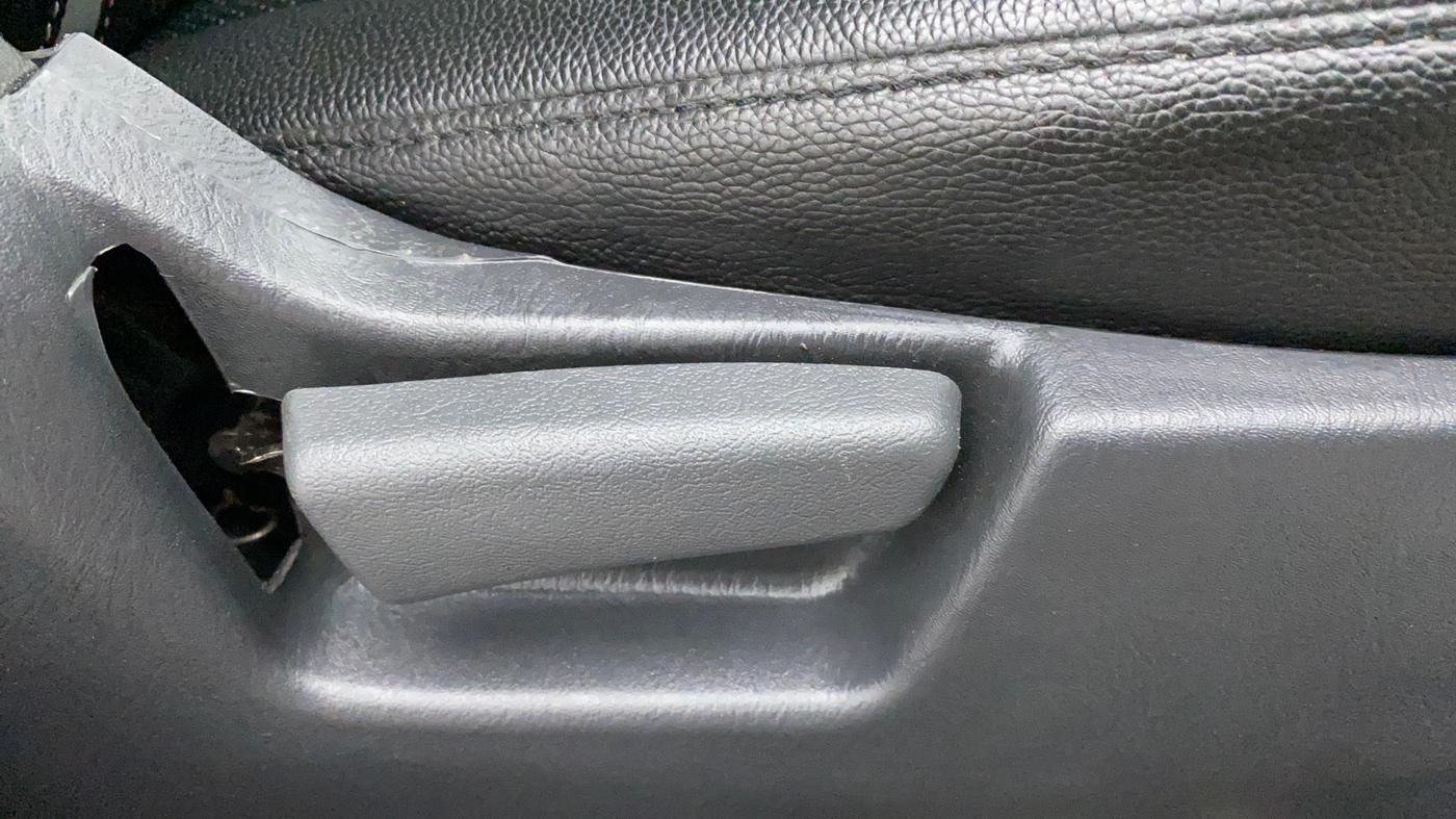 2018 Maruti Alto K10 VXI (O), Petrol, Manual, 46,984 km, Driver Side Adjustment Panel