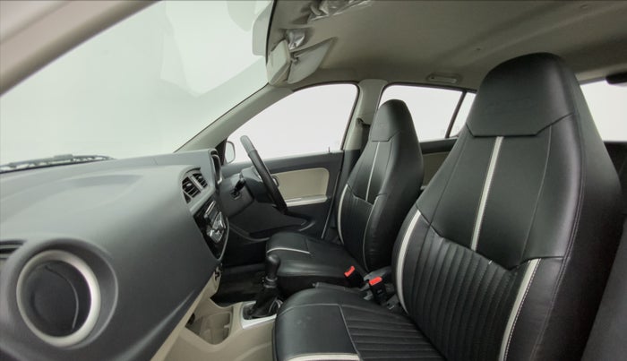 2018 Maruti Alto K10 VXI (O), Petrol, Manual, 46,984 km, Right Side Front Door Cabin