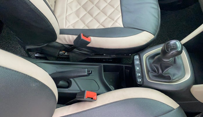 2019 Hyundai NEW SANTRO MAGNA, Petrol, Manual, 63,327 km, Gear Lever