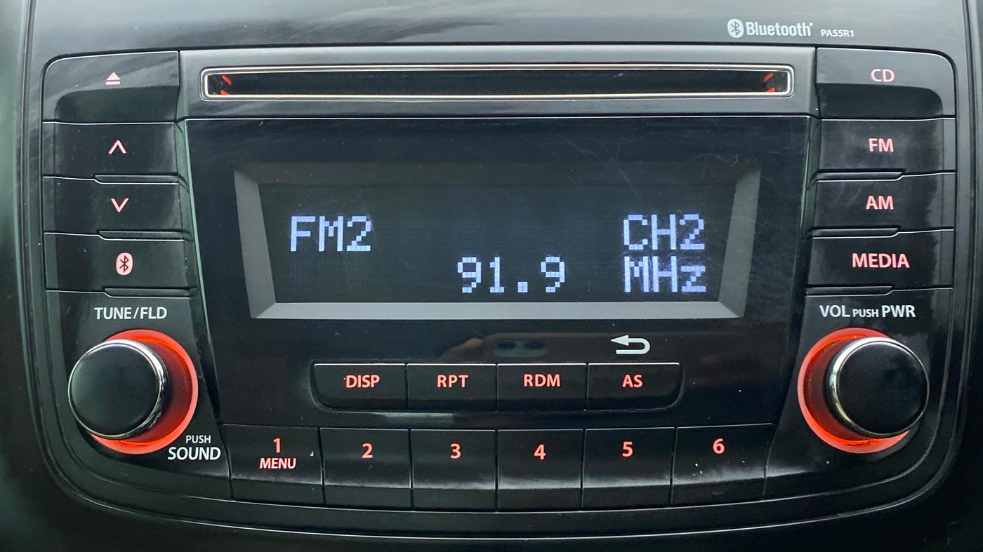 2017 Maruti Dzire VXI, Petrol, Manual, 54,596 km, Infotainment System